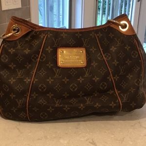 Louis Vuitton Galleria bag
